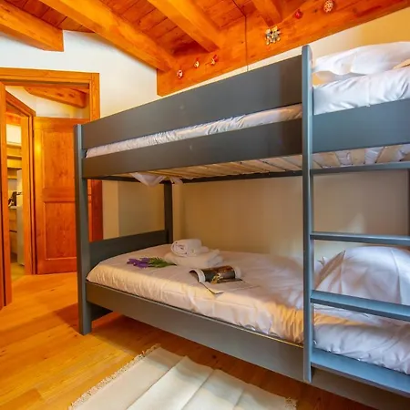 Wildhomes Wild Wolf Курмайор