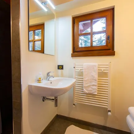 Apartment Wildhomes Wild Wolf